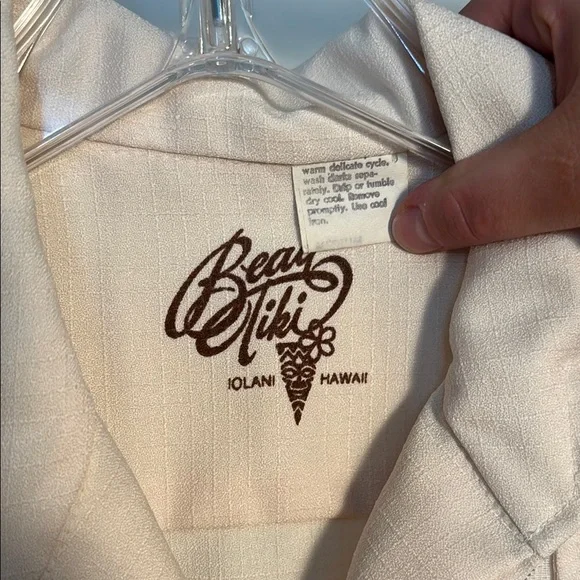 Cream Button Down Shirt with Notched Collar and 3/4 Sleeves - Picture 2 of 5